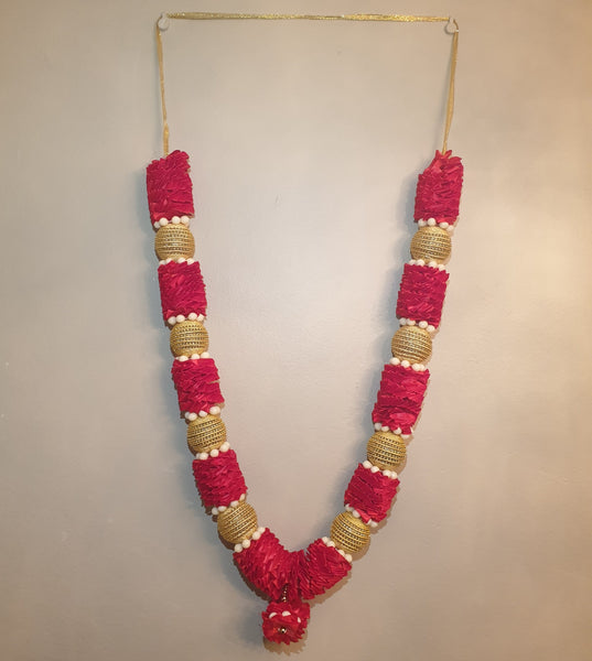 8 Ball Red Flower Garland 90cm