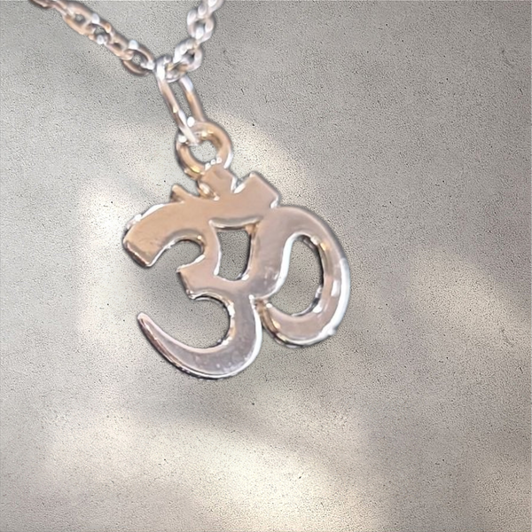 Silver Aum Sign Pendant Necklace