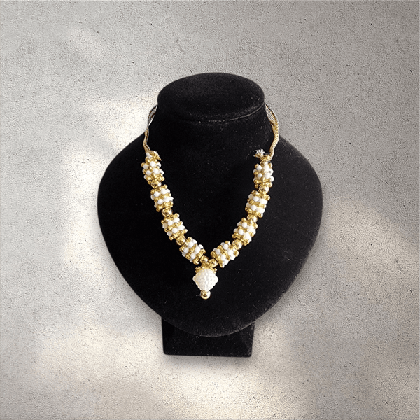 Small Gold and White Garland