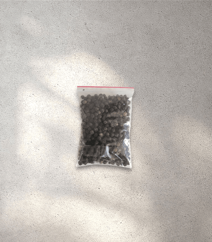 Black Peppercorns (25 g)