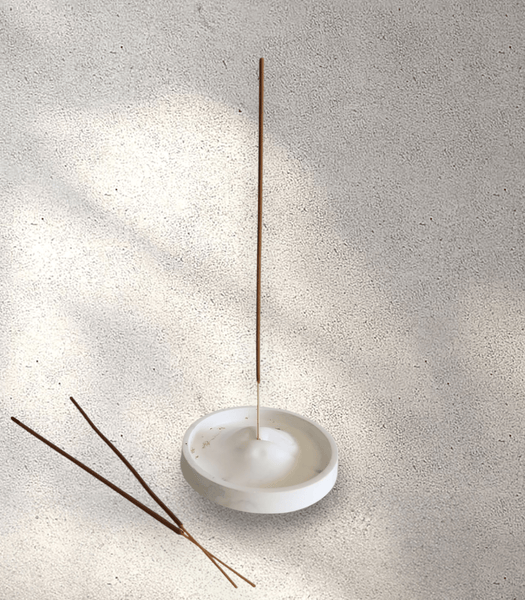 Sculpted Lip Incense Holder