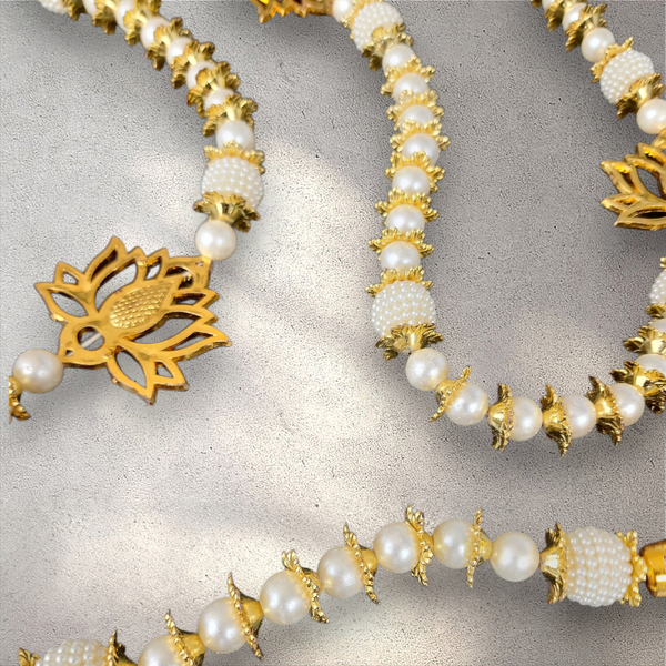 Gold Pearl Lotus Bell Garland