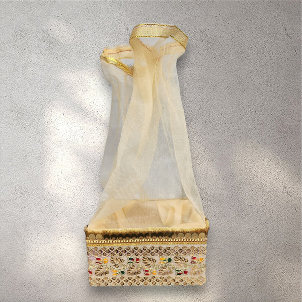 Small Ivory and Gold Gift Box