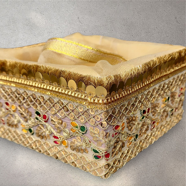 Small Ivory and Gold Gift Box