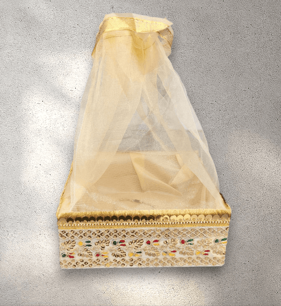 Medium Ivory and Gold Gift Box