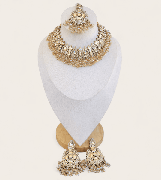 Gold Chocker Set 3