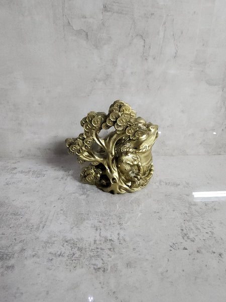 Frog with Money Tree (Attracts Wealth)