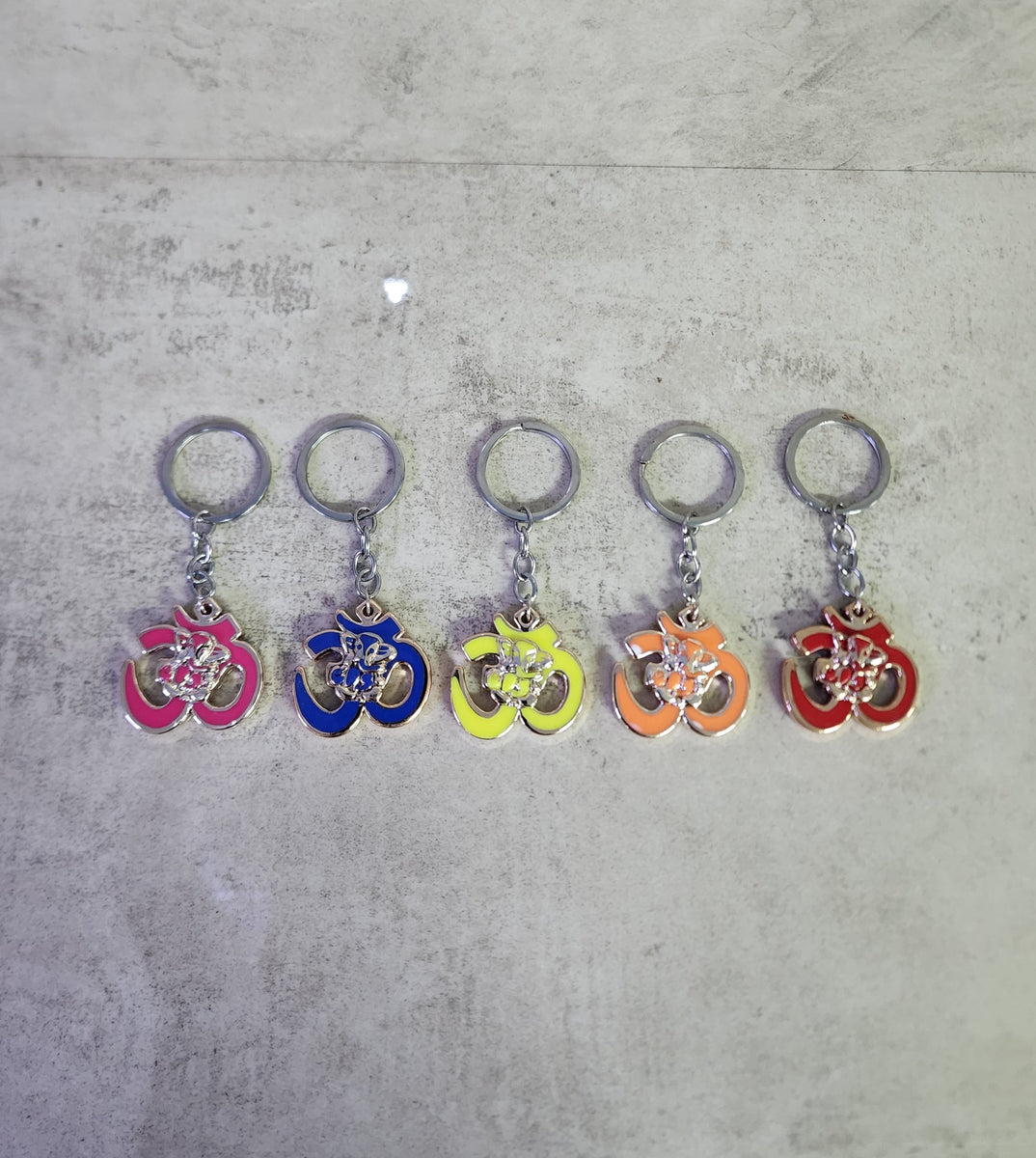 Multi-Colour Aum Sign Keyring – The Guru's Hut