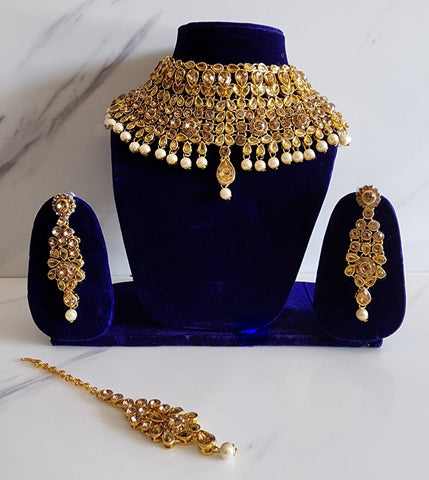 Gold Soft Jewellery Set - Design 2
