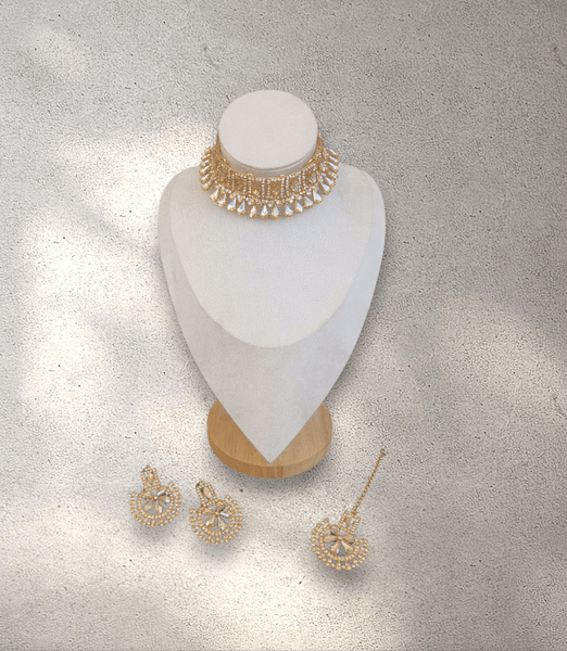 Gold Choker Jewellery Set