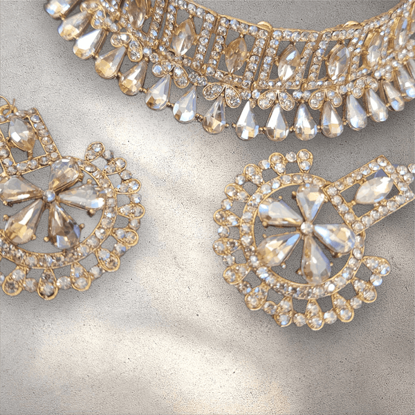 Gold Choker Jewellery Set