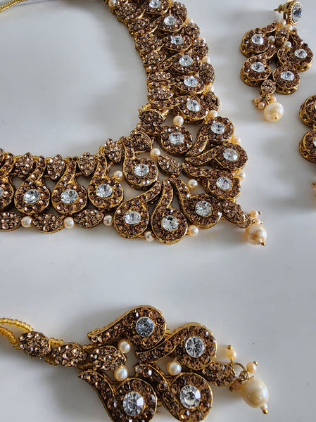Silver and Gold Soft Jewellery Set - Style 1