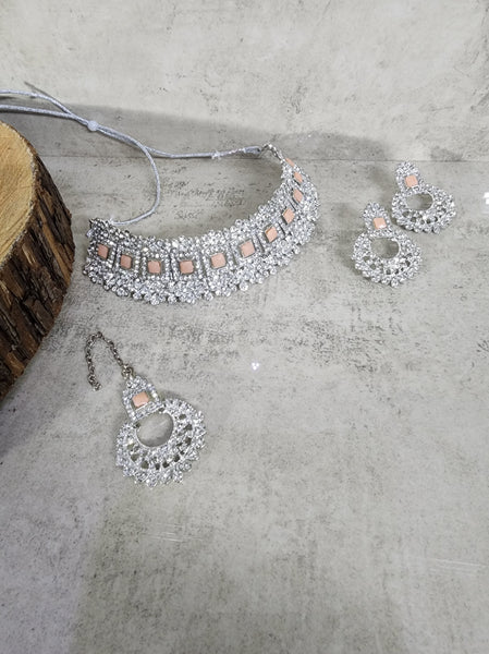 Peach and Silver Choker Jewellery Set
