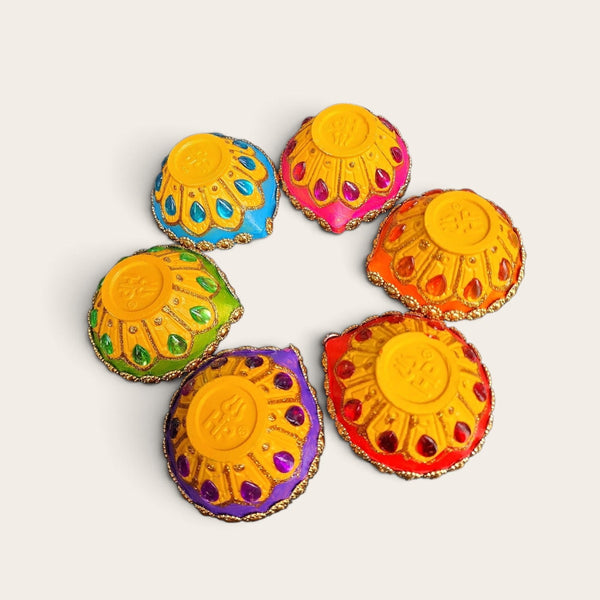 Round Fancy Clay Diyas (Pack of 6)