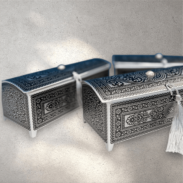 Medium Silver Royal Diwali Box