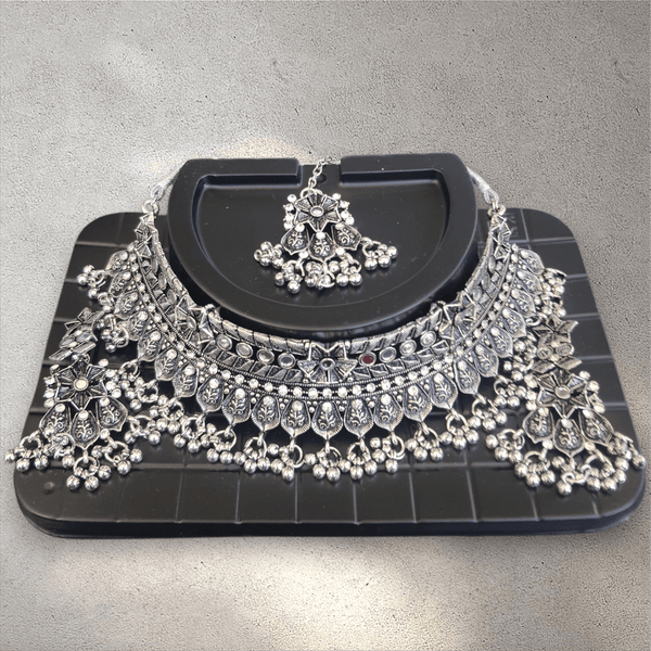 Silver and Black Choker Jewellery Set