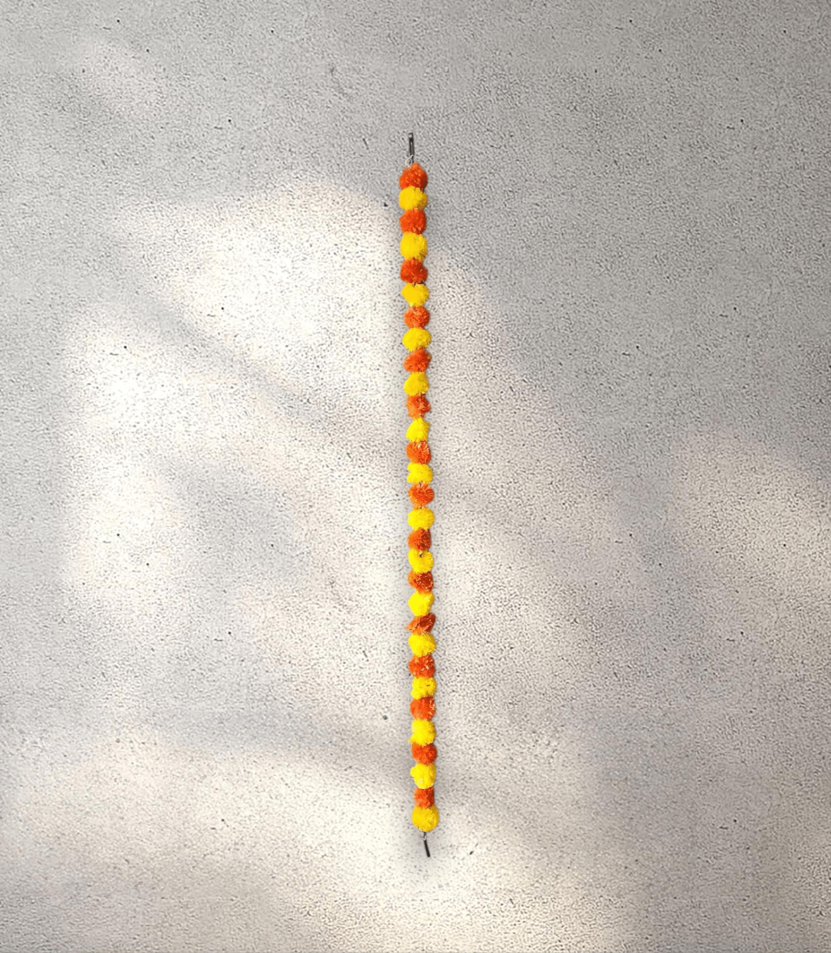 Orange and Yellow Marigold Garland (1.4 m)