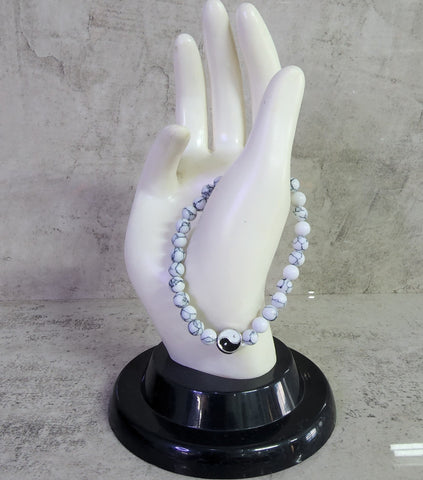 Ying and Yang Howlite Gemstone Bracelet