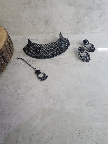 Black Choker Jewellery Set